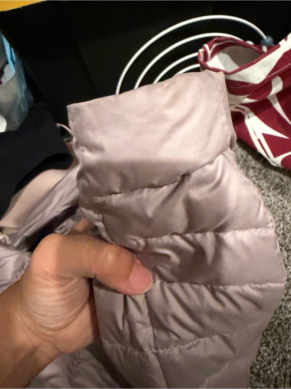 Lululemon Lightweight Quilted down Hooded Jacket - rose/taupe color sz 4 - Picture 4 of 6